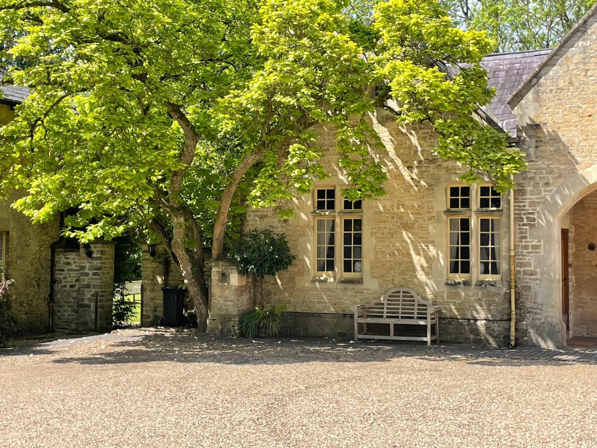 Orchardleigh Estate Hotell Frome Exteriör bild